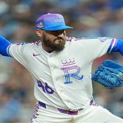 Yankees claim John Schreiber in latest addition to bullpen puzzle
