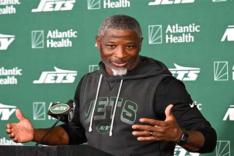Aaron Glenn making right play-calling decision after last year’s Jets error