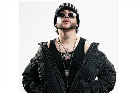 Calle 24 & Fuerza Regida Score a ‘Noche Perfecta’ With Joint No. 1: ‘Imagine, I Am Going Crazy!’