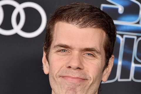 Cops Tell Perez Hilton to Exit Home After Alarming Live Stream