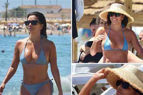 Eva Longoria Shows Off Sexy Bikini Body on Vacation in Spain
