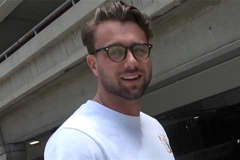 Harry Jowsey Says He's In Love After New Dating Show Drops