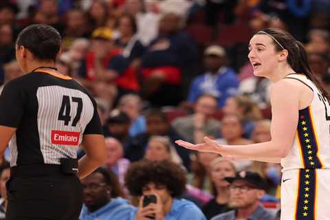 Caitlin Clark picks up technical foul — before WNBA rescinds call