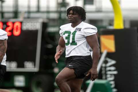 David Bailey vs. Arvell Reese is the draft comparison the Jets and Giants can’t escape — now it’s..