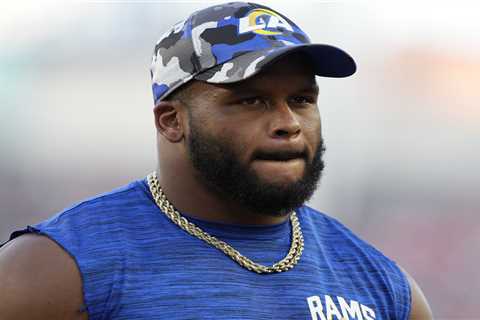 NFL insider reveals why Aaron Donald keeps having Rams workouts