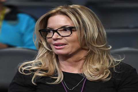 Jeanie Buss says siblings can’t sell family’s Lakers stake, vote is ‘void’