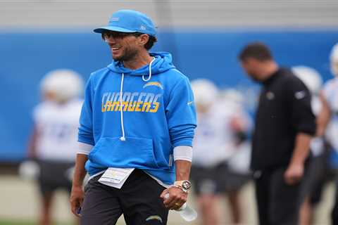 Chargers’ Mike McDaniel calls upcoming week with 49ers a ‘career segment’