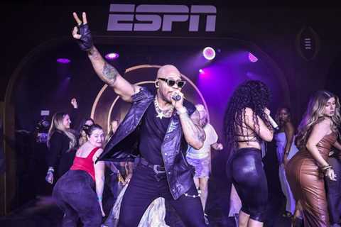 Flo Rida Performs With a Baby During Philadelphia Phillies Postgame Concert