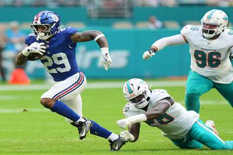 Tyrone Tracy’s woes continue in Giants’ preseason win over Dolphins