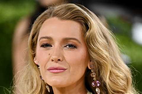 Blake Lively Reveals Publicist Desperately Tried to Get Her Texts About Baldoni