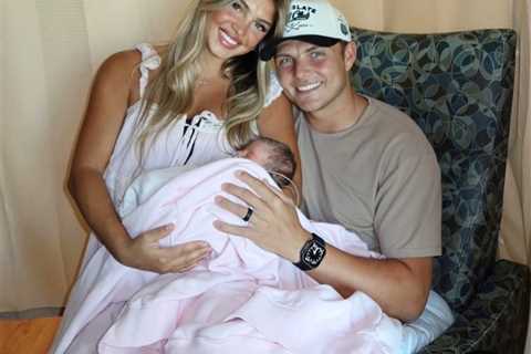 Zach Wilson and wife celebrate one month of daughter after she arrived seven weeks early