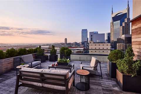 The Best Hilton Hotels for a Music-Filled Nashville Staycation