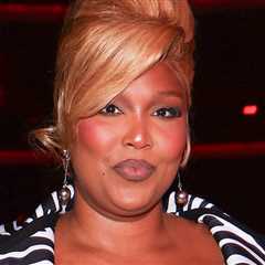 Lizzo's Company Gets Sexual Harassment Lawsuit Thrown Out