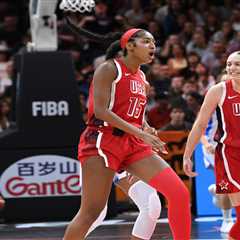 Team USA staves off disaster against Italy in rare tight win at FIBA World Cup