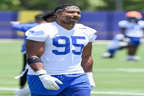 Myles Garrett knee injury receives timeline with a specific ‘goal’ for Rams