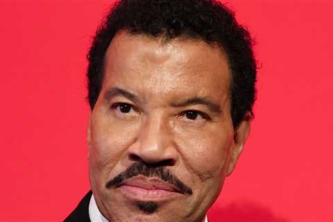 Lionel Richie Headed Back Home After 3-Day Hospital Stint
