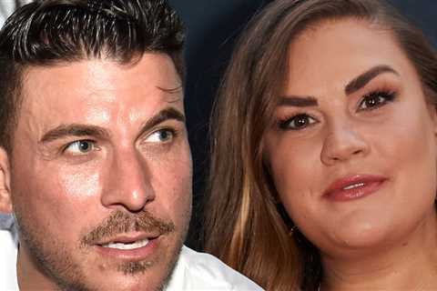 Jax Taylor Reveals Alleged DM Ex Brittany Sent Over Fake Smartwater Deal: ‘This Looks Awful’