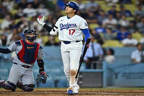 Shohei Ohtani out of Dodgers lineup for second straight game amid health concerns
