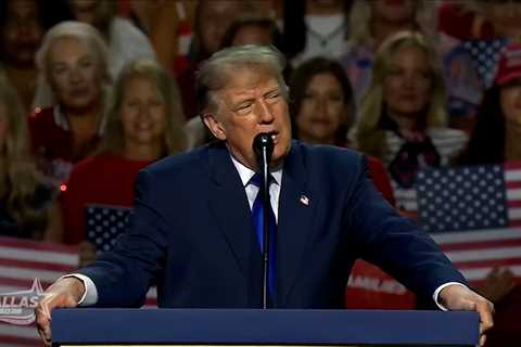 Trump Promises $5K to Every Adult Citizen if GOP Wins Midterms