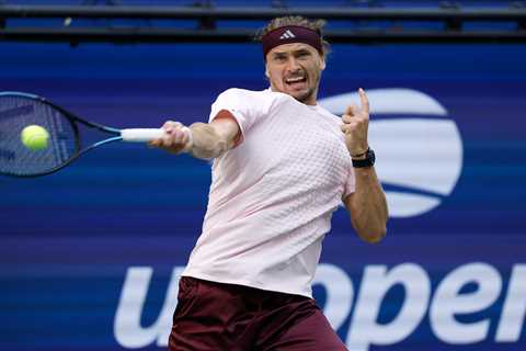 Top seed Alexander Zverev cruises into US Open final with straight-set victory