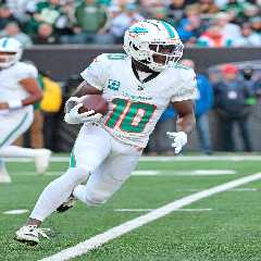 Tyreek Hill’s wife awarded $500,000 in domestic violence civil case with wideout found liable on..