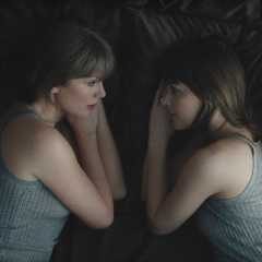 Watch Taylor Swift Laugh With Dakota Johnson & Cuddle With Travis Kelce in New ‘Patient..